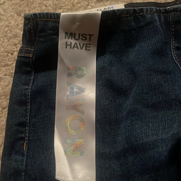 Tinseltown Jeans - Picture 4 of 4